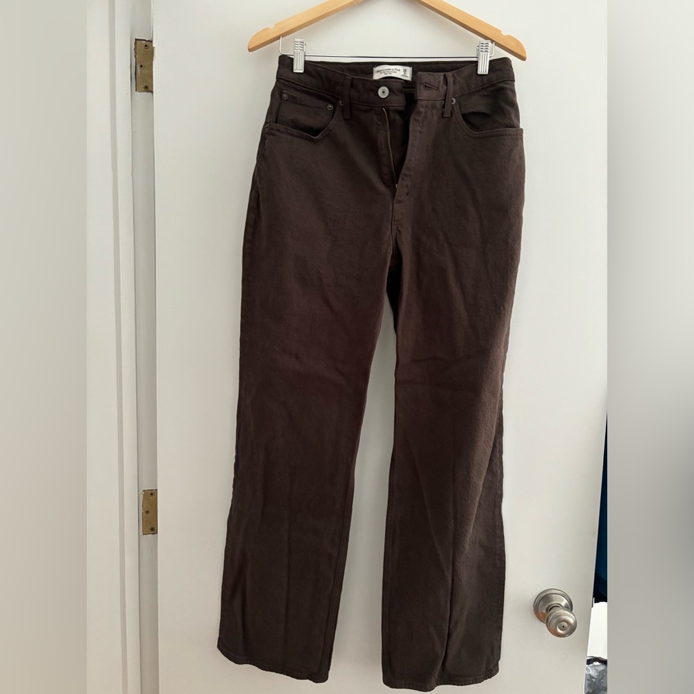 Abercrombie & Fitch "Curve Love" Brown Jeans, size 6/28
